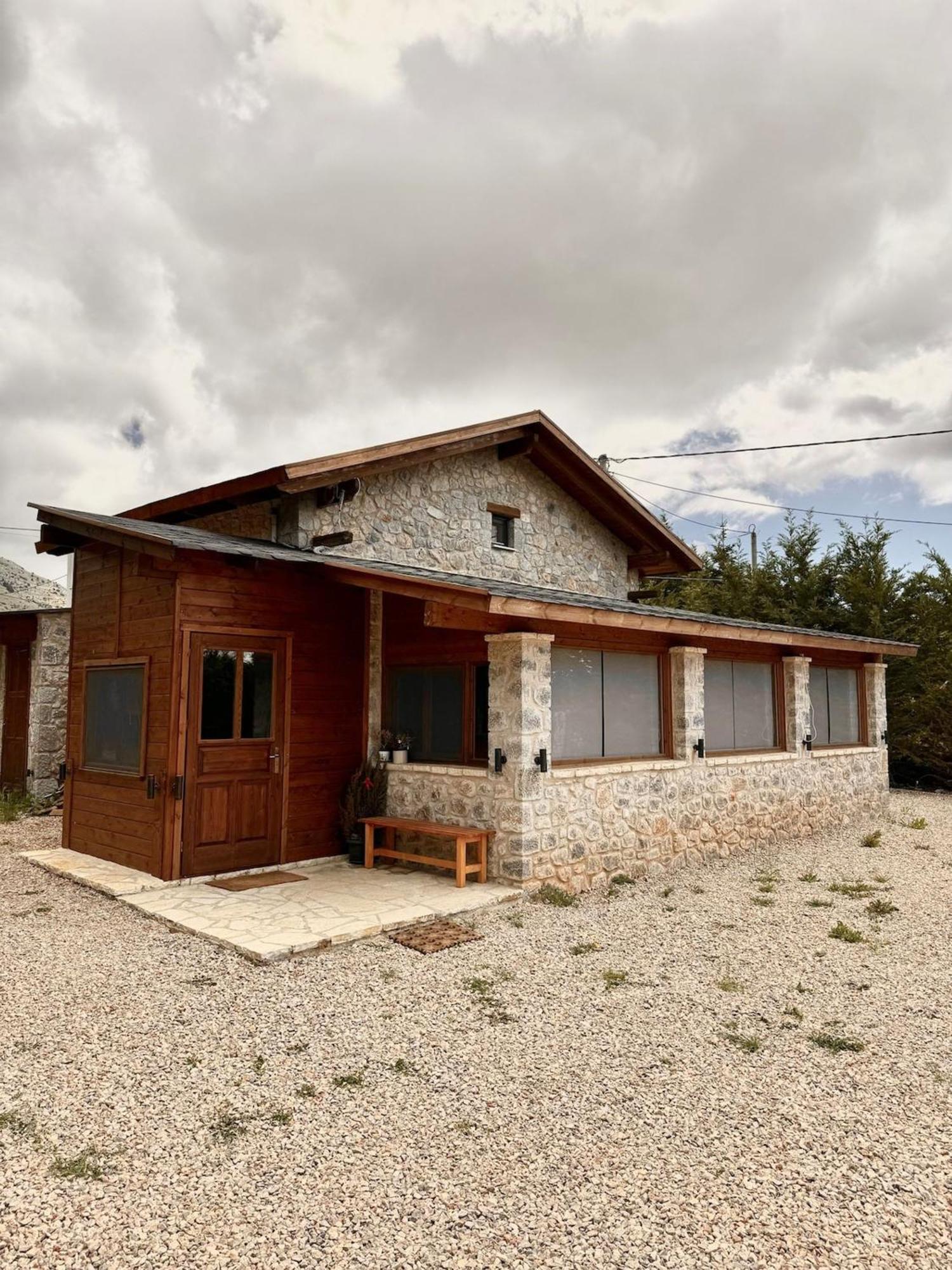 Crown Chalet Arachova Villa Exterior photo